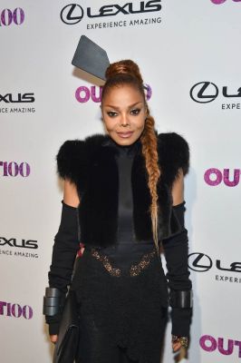 janet-jackson-toronto-10nov17-04.jpg