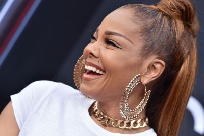jj_2018BBMAS_BillboardAwards_HQ_JanetJackson33.jpg