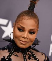 jj_Janet_BGR3.jpg