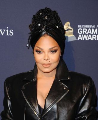 jj_Janet_CliveDavis_PreGrammy2020_05.jpg
