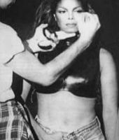 jj_YuriElizondoSET3_5.jpg
