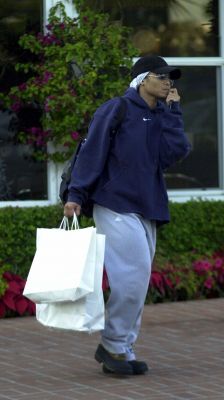 janetshopping2000_2.jpg