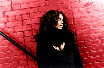 janet_TVR_EllenVonUnwerth_SET2_1.jpg