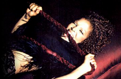 janet_TVR_EllenVonUnwerth_SET2_91.png