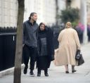 jj_pregnant_shopping_london16__28329.jpg