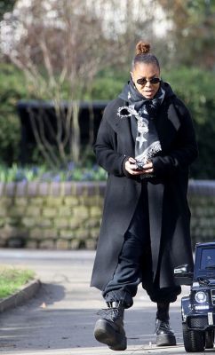 jj_janetLondon_Feb2019_7_copia.jpg