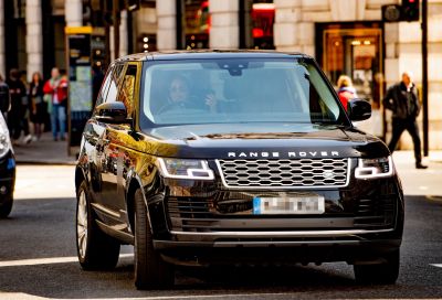 JanetDrivingLondonPhone_April2021_28429~0.jpg