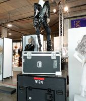 jj_juliensauctions_beverlyhills_gallery_opening_2021_285629.jpg