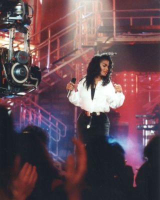 Janet_BlackCat_Videoshoot_1990_28229.jpg