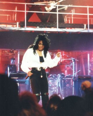 Janet_BlackCat_Videoshoot_1990_28429.jpg
