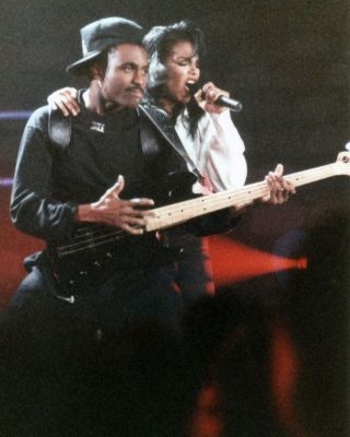 Janet_BlackCat_Videoshoot_1990_28529.jpg