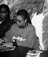 jj_JanetSignignEvent1986_28429.jpg