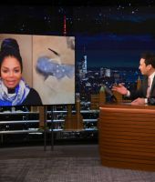 jj_fallontonight_jan22_28329.jpg