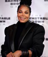 jj__BarnstableBrown_KentuckyGala22_281029.jpg