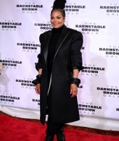 jj__BarnstableBrown_KentuckyGala22_281329.jpg
