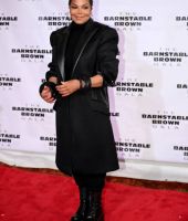 jj__BarnstableBrown_KentuckyGala22_281829.jpg