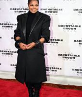 jj__BarnstableBrown_KentuckyGala22_281929.jpg