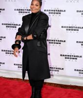 jj__BarnstableBrown_KentuckyGala22_282029.jpg