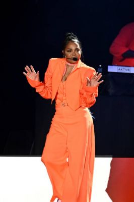 JANET_DERBYNIGHT_2022_281829.jpg