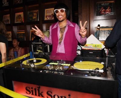 jj_JanetSurpriseBday_Vegas_2022_281029.jpg