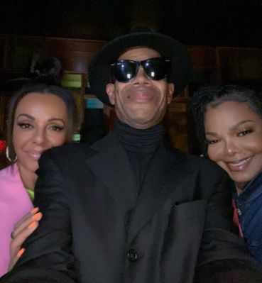 jj_JanetSurpriseBday_Vegas_2022_281129.jpg