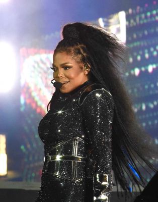 jj_EssenceFest2022_28129.jpg