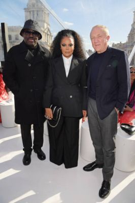 jj_McQueenShowLondon2022_28929.jpg