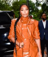 jj_NYFW_Arrivals_Siriano_23_28829.jpg