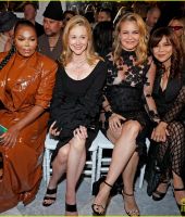 jj_NYFW_Siriano2023_28829.jpg