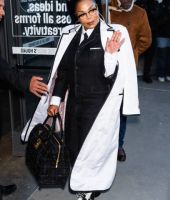 jj_Thom_Browne_NYFW24_Arrivals_281329.jpg