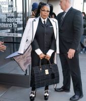 jj_Thom_Browne_NYFW24_Arrivals_28229.jpg