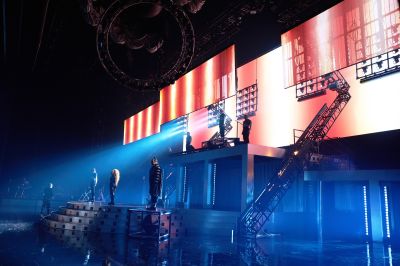 jj_VegasFinalAct_00005.jpg
