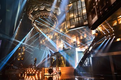 jj_VegasFinalAct_00009.jpg