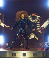 jj_VegasFinalAct_00015.jpg