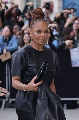 jj_JanetTomFord_PFW2500012.jpg