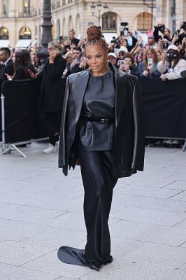 jj_JanetTomFord_PFW2500014.jpg