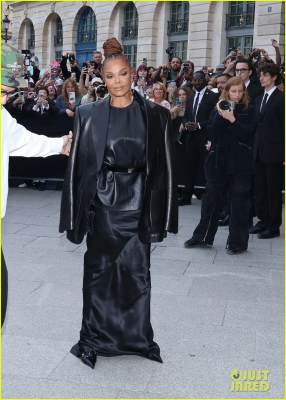 jj_JanetTomFord_PFW2500020.jpg