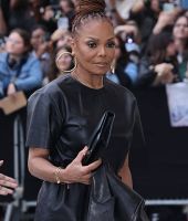 jj_JanetTomFord_PFW2500012.jpg