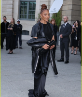 jj_JanetTomFord_PFW2500017.jpg