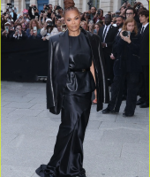 jj_JanetTomFord_PFW2500028.jpg