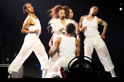 Click to view full size image
==============
jj_JanetJapanTour_202600023.jpg jj_JanetJapanTour_202600023.jpg