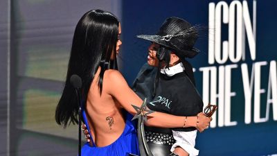 Click to view full size image
==============
jj_BET26_Ceremony00029.jpg jj_BET26_Ceremony00029.jpg