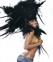 2007_V_Magazine-2~0.jpg
