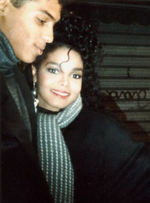 LWAW_taimakjanet2.jpg