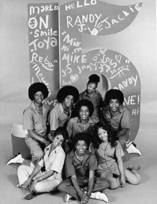 1976_Jackson_Family_Portrait.jpg