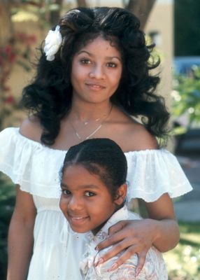 jj_Home_Sessions_LaToya_1.jpg