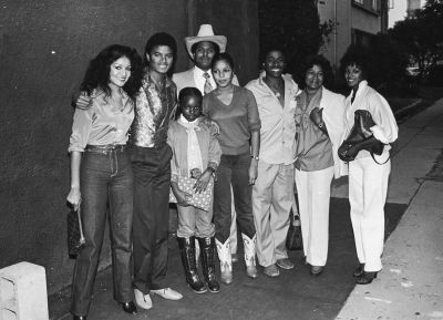 JacksonFamily_1.jpg