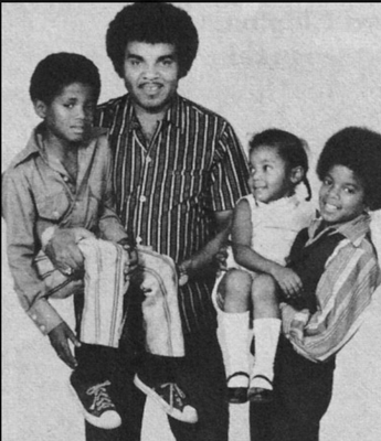 JacksonFamily_10.png