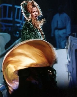 jj_tour_rare_90sjanet_28129.jpg