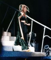 jj_tour_rare_90sjanet_281129.jpg